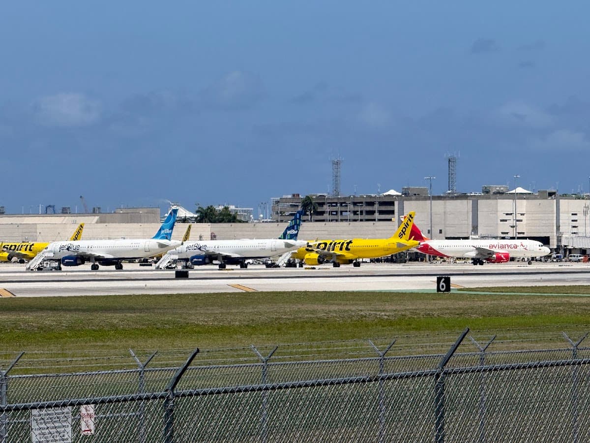 Ron Gardner Aircraft Viewing Area at Fort Lauderdale-Hollywood International Airport