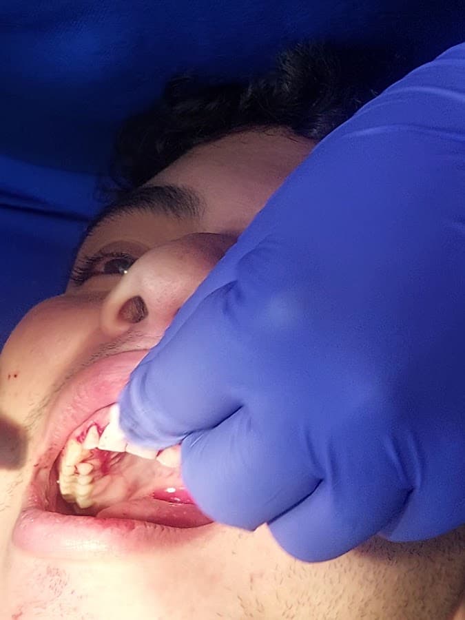 MOLIDENT. CLINICA DENTAL C.A.