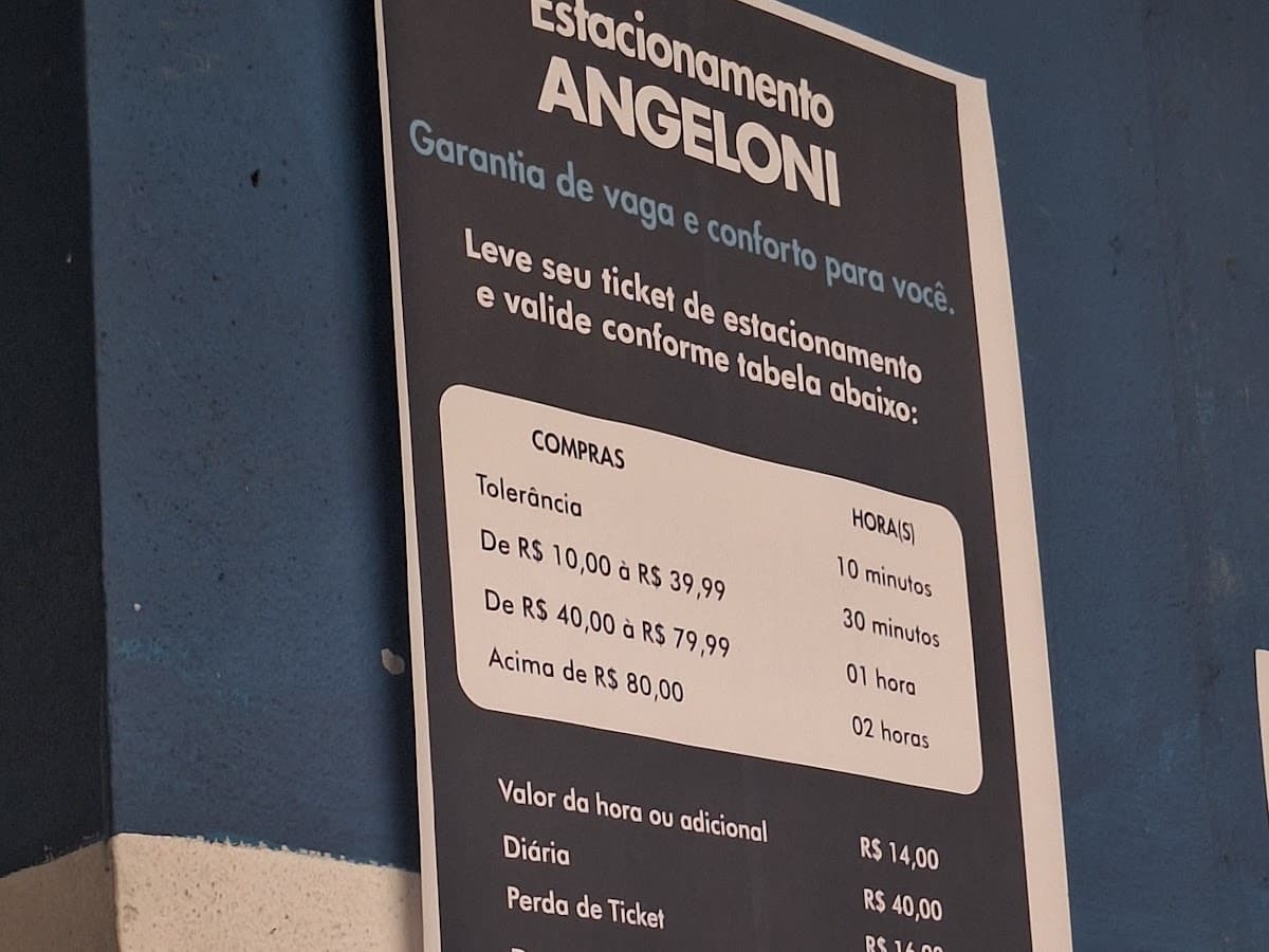 Angeloni Supermercado — foto