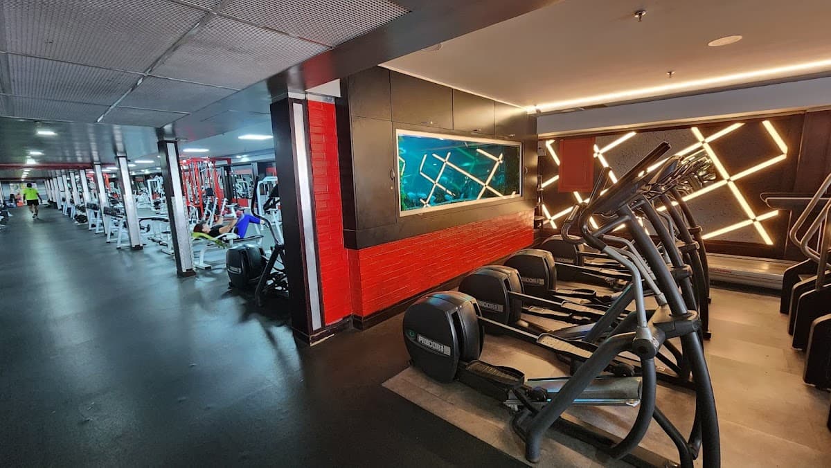 Gimnasio Fitness Place Sport Center Caracas — foto