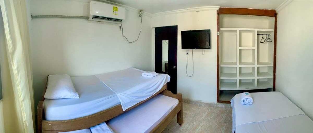 HOSTAL VIVAMAR — foto