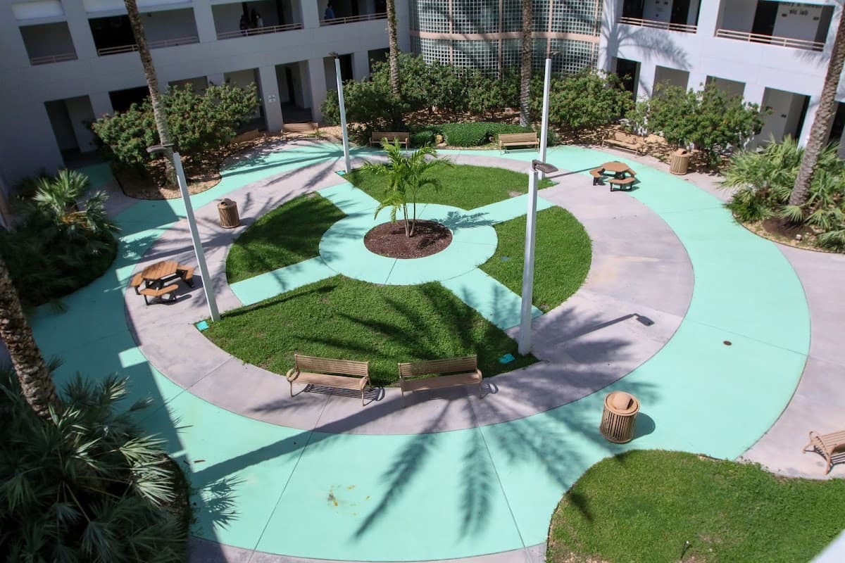 Palm Beach State College — foto