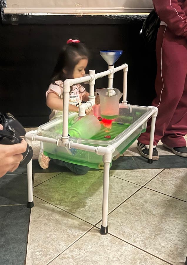 Colegio Los Pinos / Preescolar Los Pinos Intisana — foto