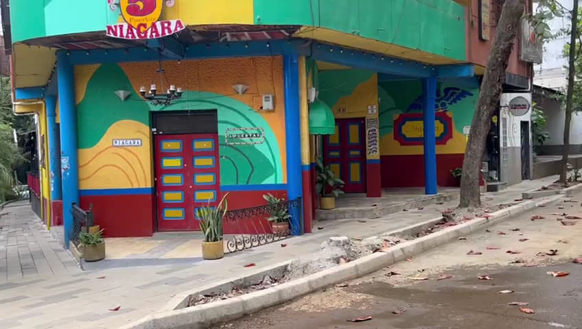 hostal lleras calle 8 — foto