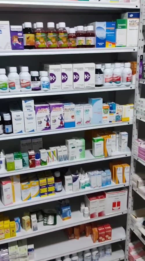 Droguerias 24 Horas (La Farma) Farmadomicilios Manrique — foto