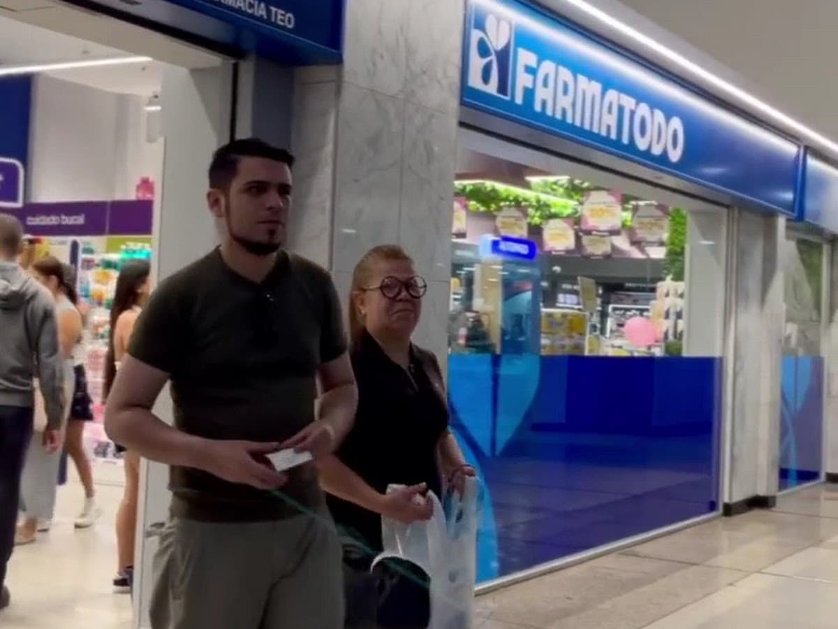 Farmatodo Luzmar - Chacao — foto