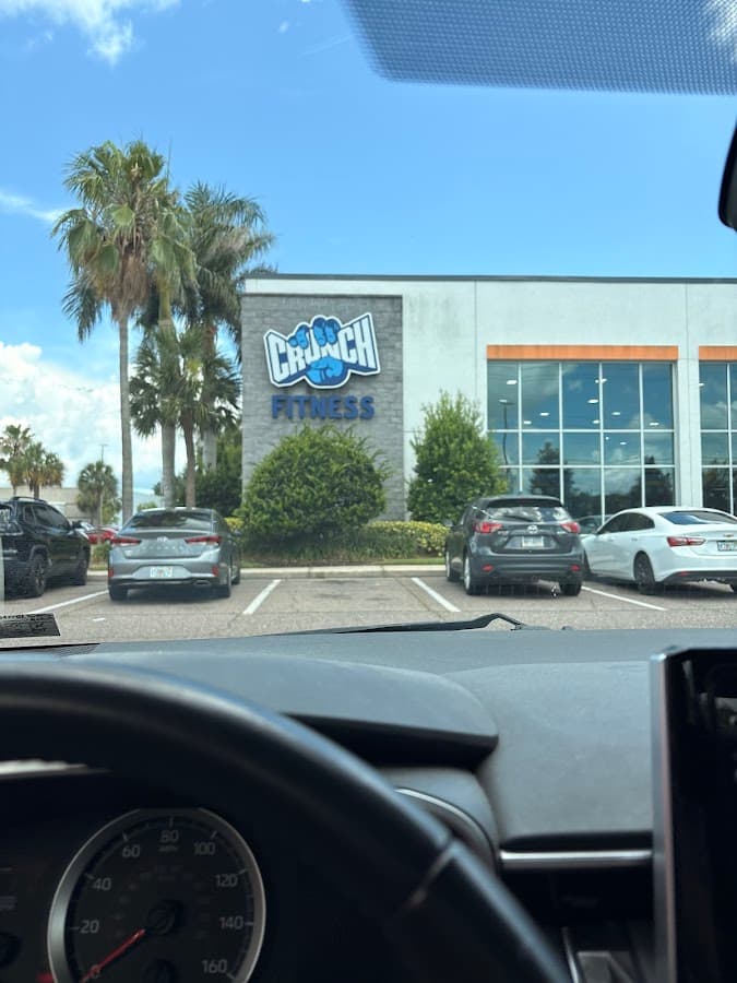 Crunch Fitness - Tampa Palms — foto