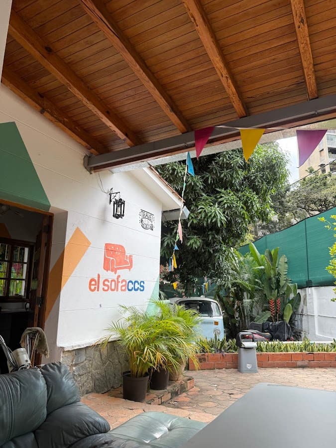 Hostel Venezuela EL Sofa CCS