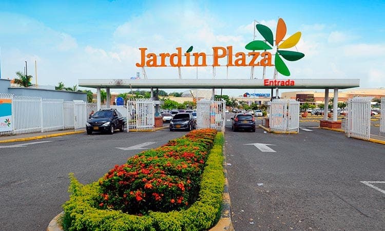 Centro Comercial Jardín Plaza — foto