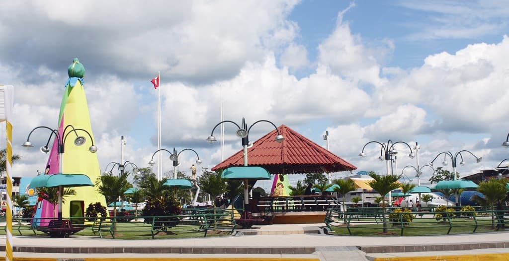 Plaza José Abelardo Quiñones — foto