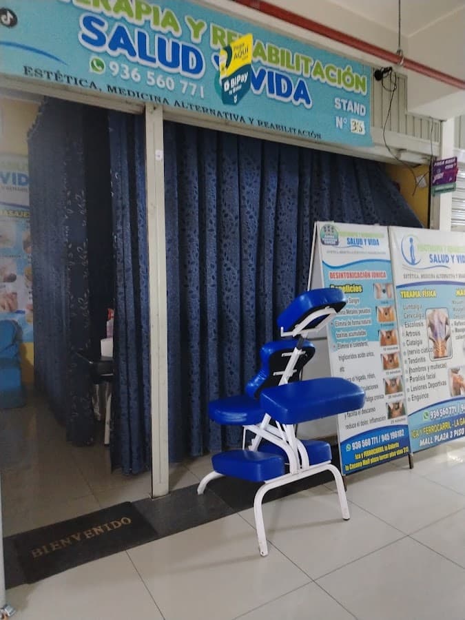 Fisioterapia y Rehabilitación " salud y vida " — foto