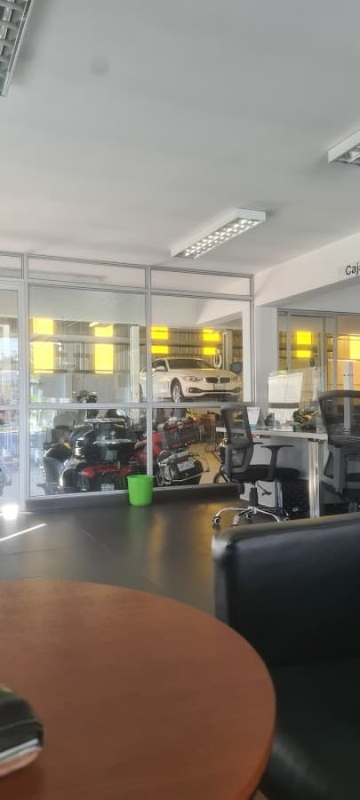 BMW Master Motors