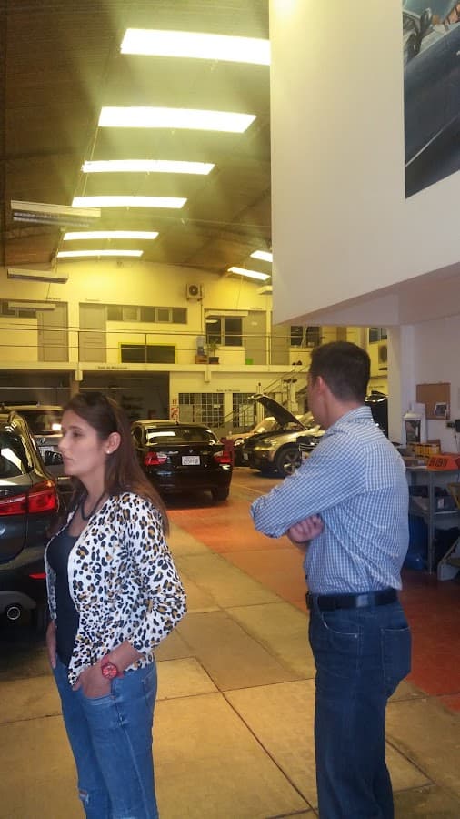 BMW Master Motors — foto