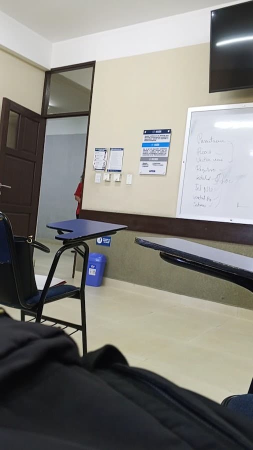Colegio Julio Jáuregui — foto