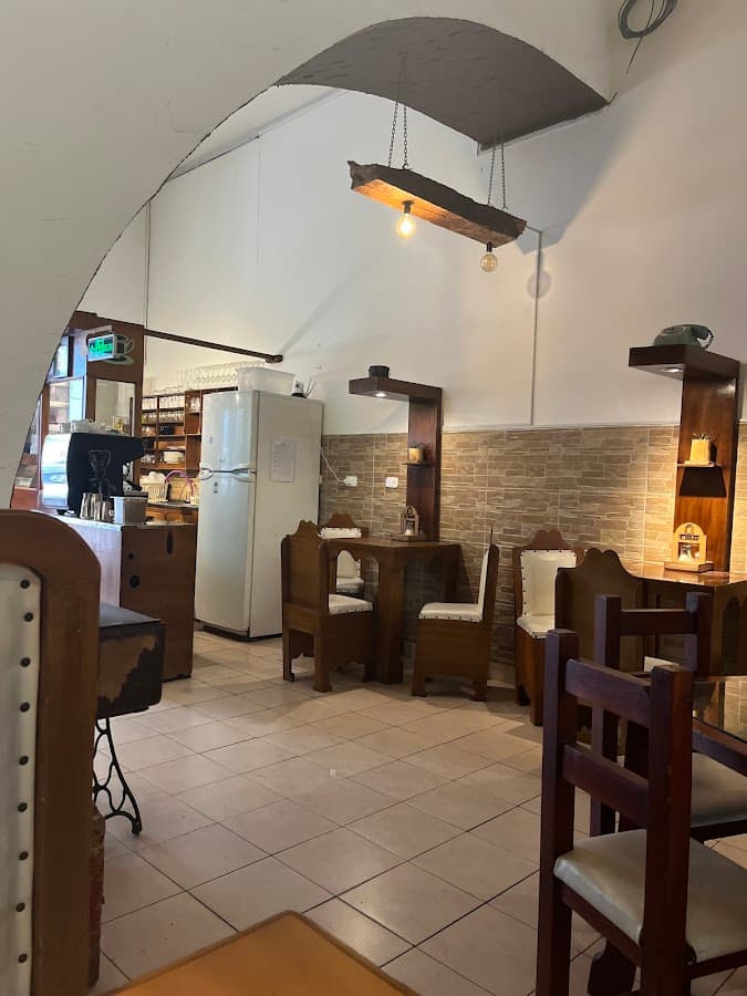 El Zaguán Cafetería Restaurant — foto