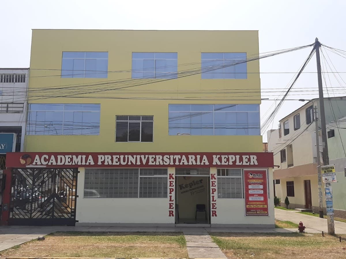Centro Preuniversitario Nobel — foto