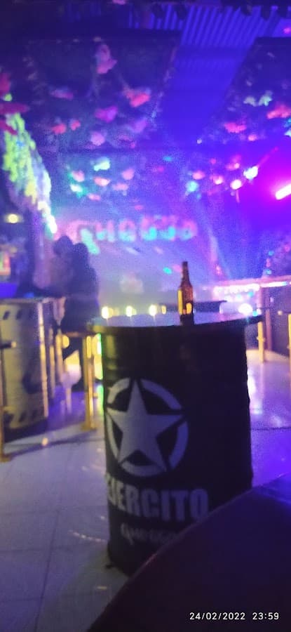 LICORERA BAR LA 21