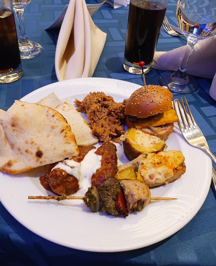 Wyndham Guayaquil Puerto Santa Ana — foto