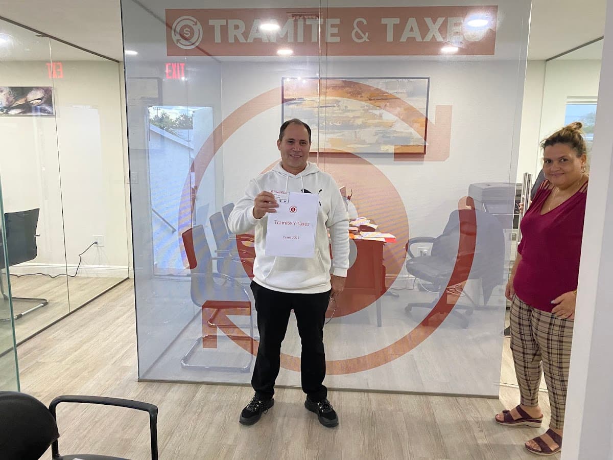 Mega Tax Return LLC. — foto