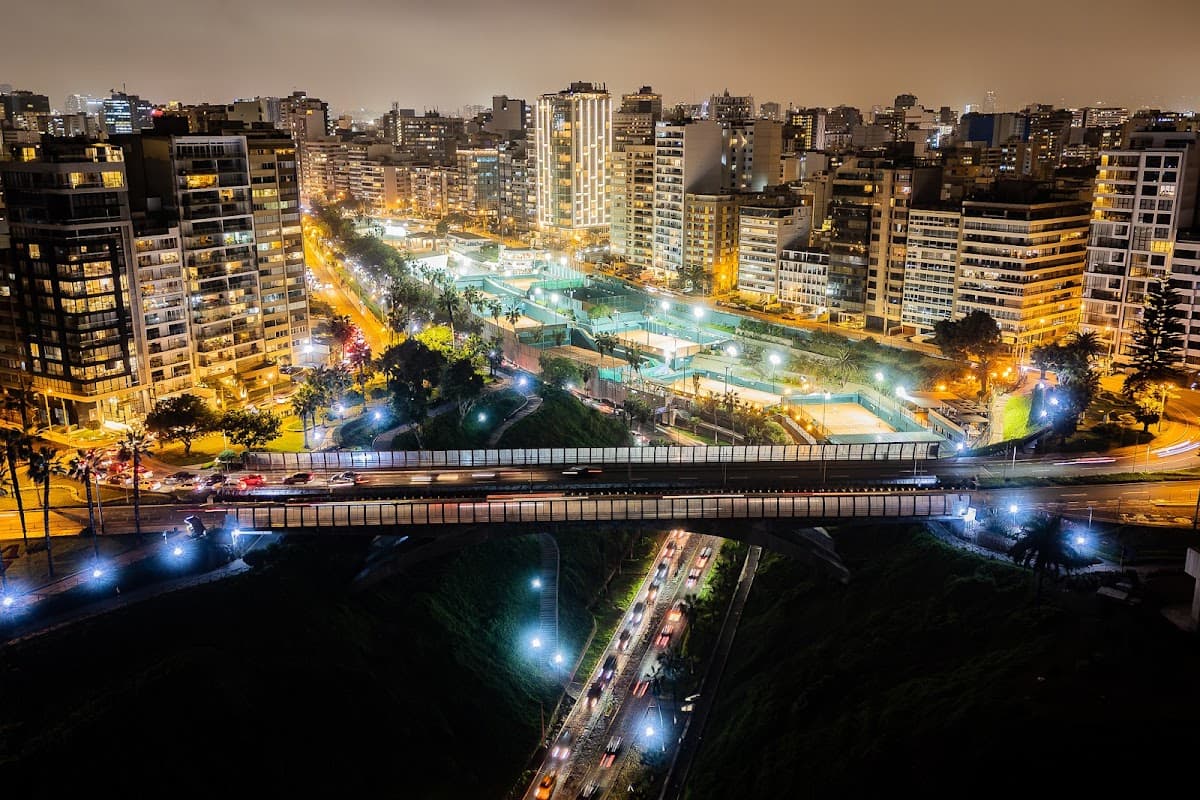 Puente Eduardo Villena Rey — foto