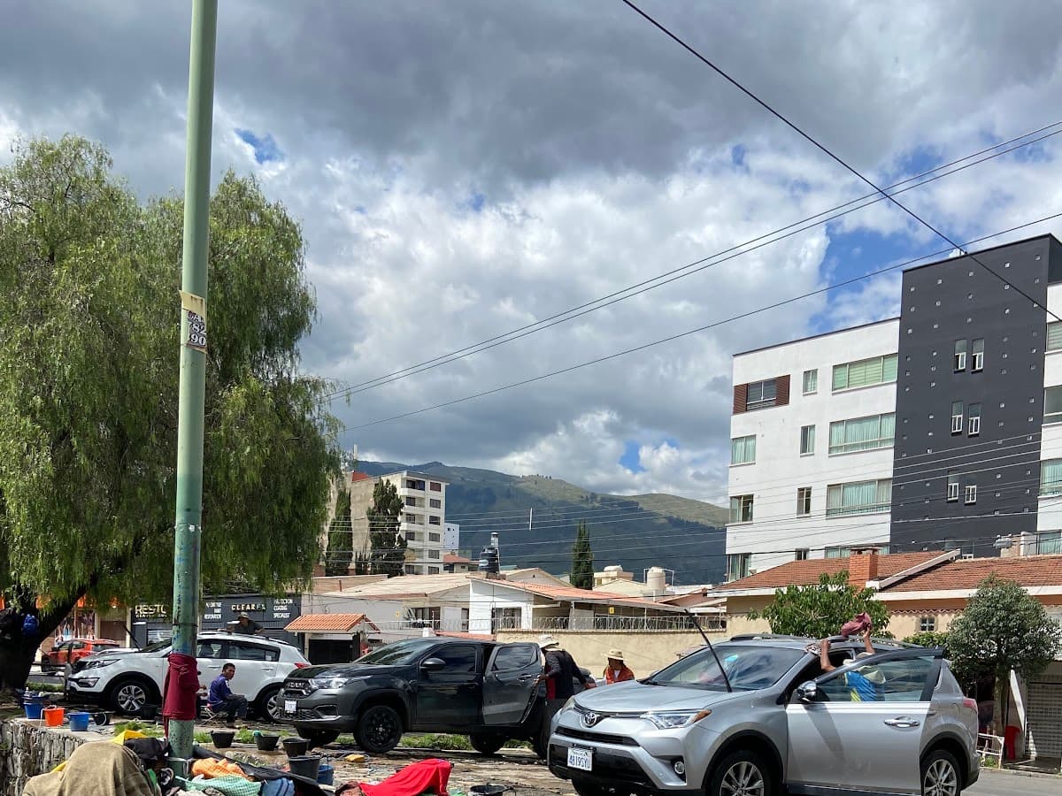 Lavadero De Autos Plomito Carwash — foto