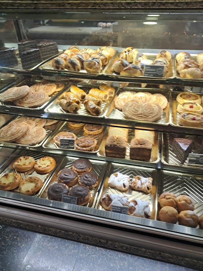 Panaderia Safari Bakery — foto