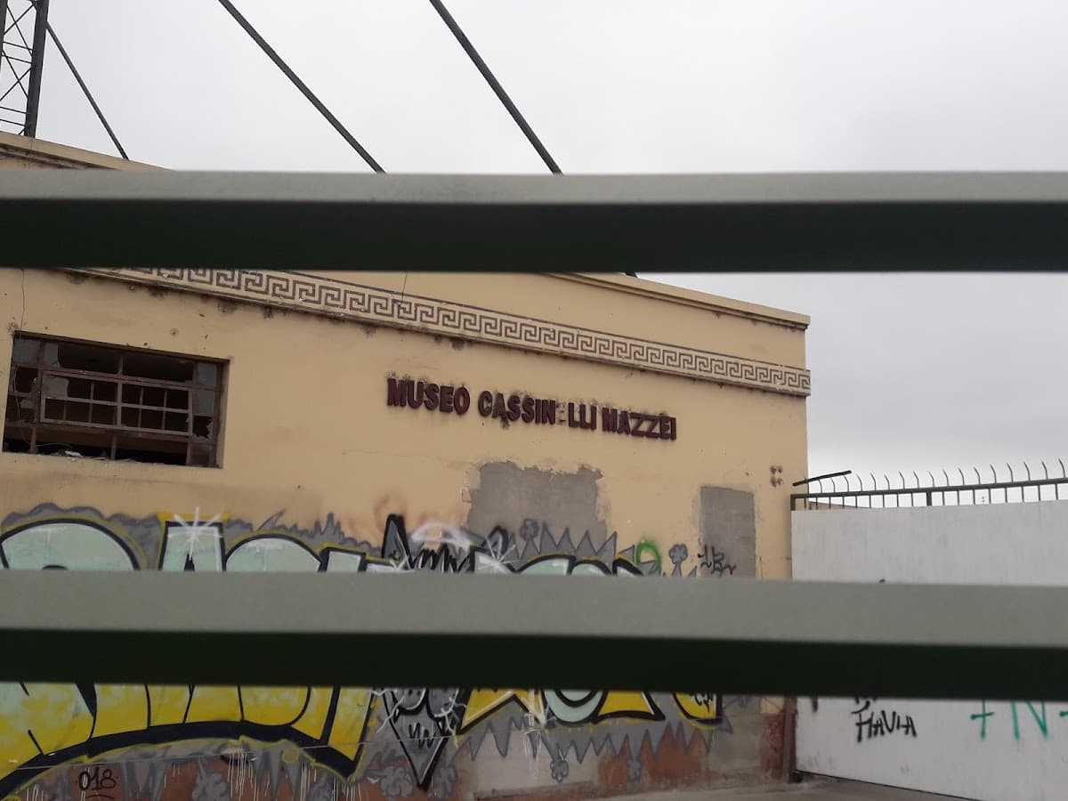 Colegio de Ciencias Lord Brian — foto