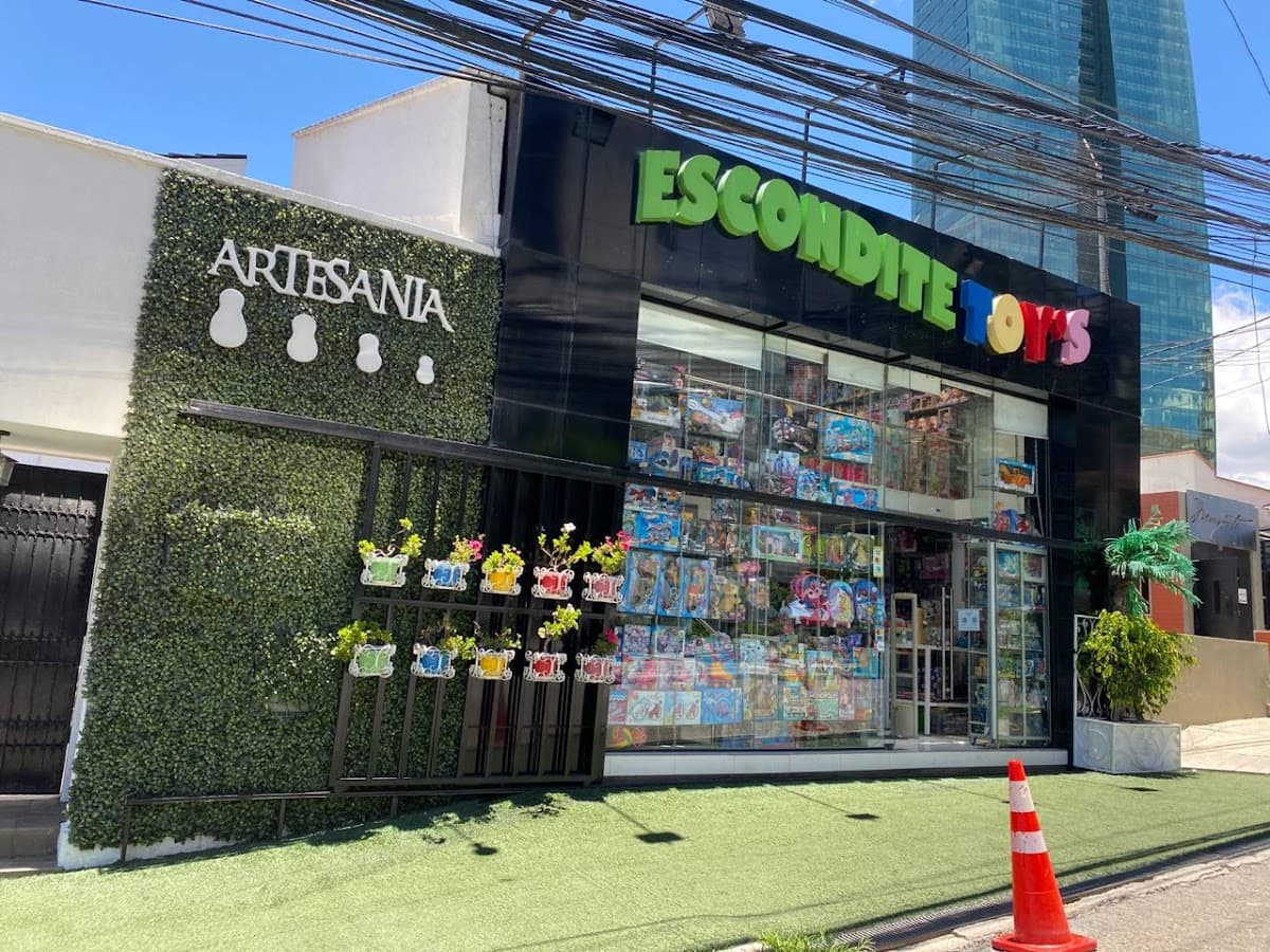 Escondite Toys