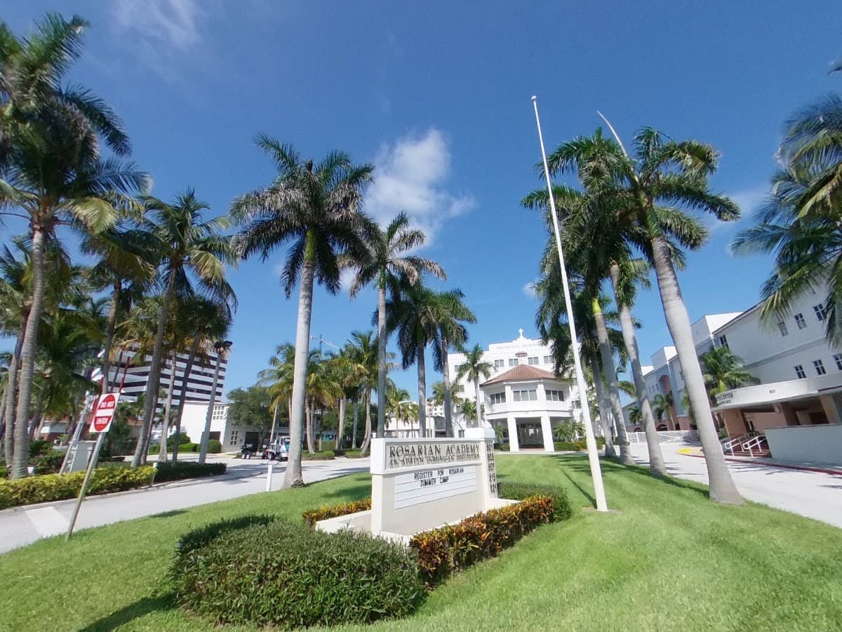 Rosarian Academy Private Catholic School West Palm Beach FL — foto