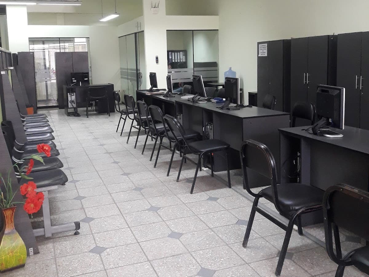 USAT Consultorio Jurídico Gratuito Centro De Conciliación — foto