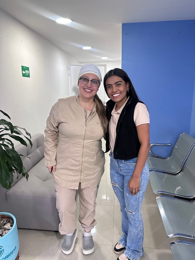 Sonrisas Group | Odontología Especializada — foto