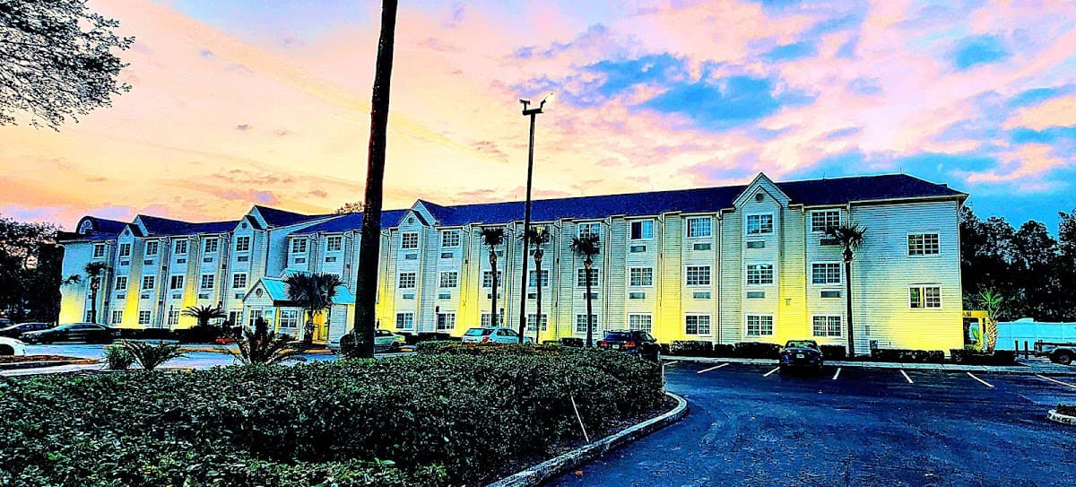 Hometown Inn & Suites — foto