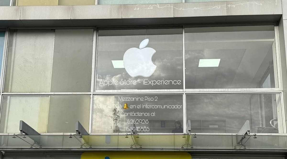 Apple Store - iExperience