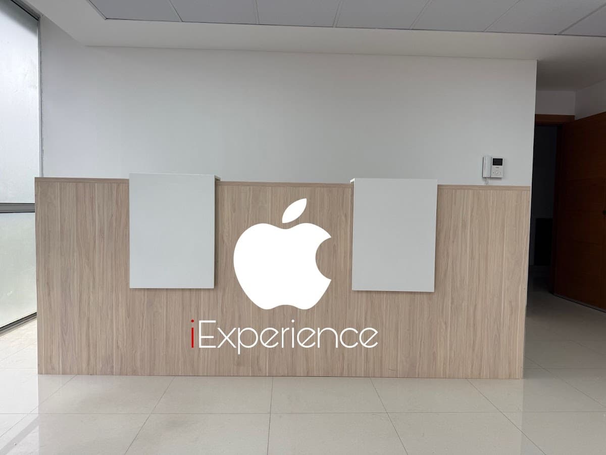 Apple Store - iExperience — foto