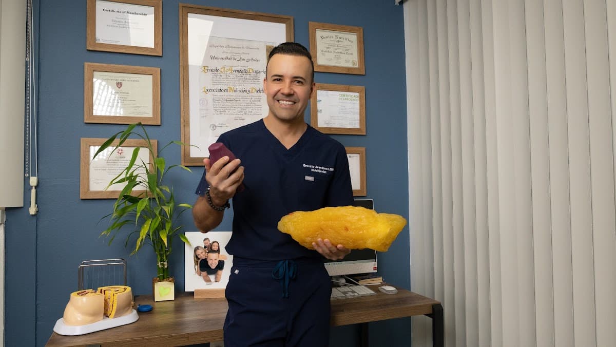 NUTRITRENDING - Ernesto Avendano, LDN
