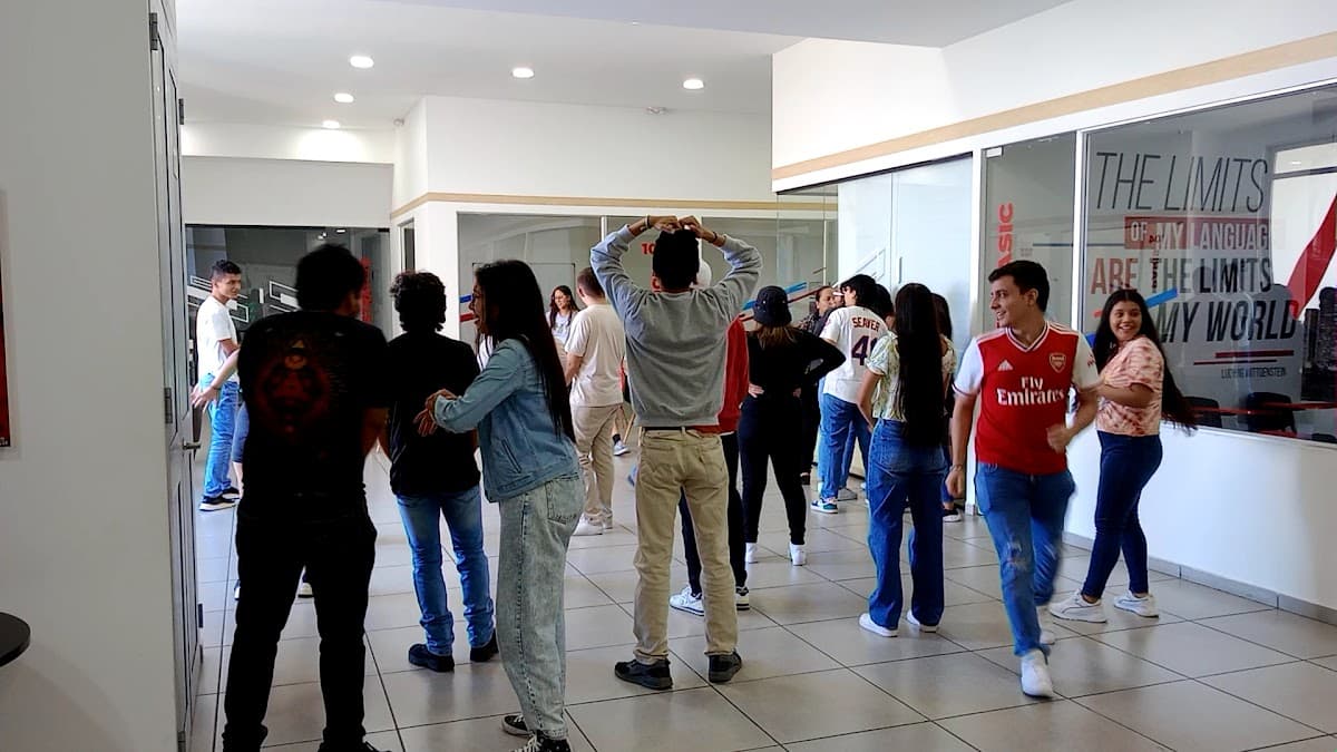 American School Way - Sede Villavicencio C.C. Llanocentro - Academia de Inglés — foto