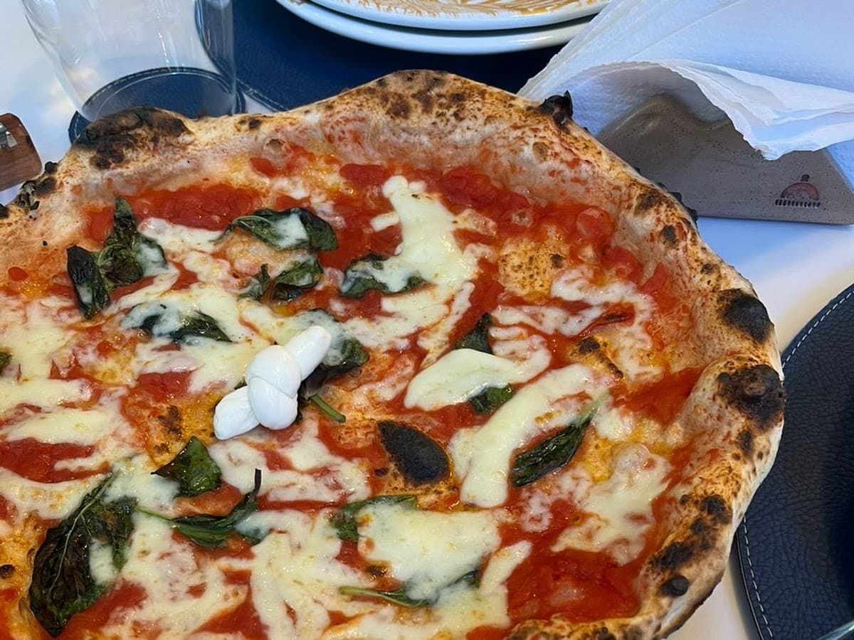 DOPODOMANI PIZZA GOURMAND — foto