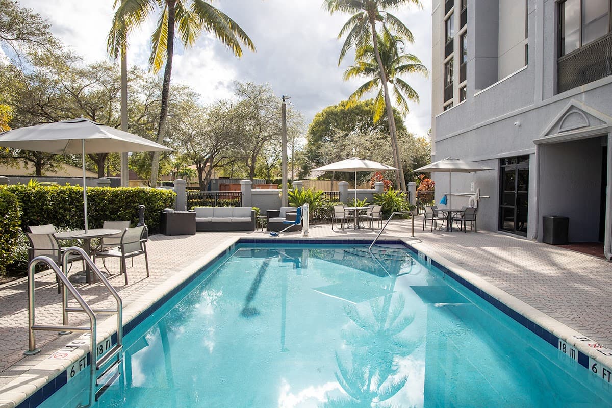 Holiday Inn Express & Suites Kendall East - Miami by IHG