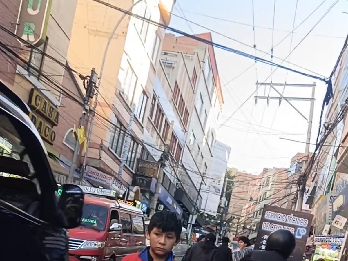 B&M Venta De Celulares — foto