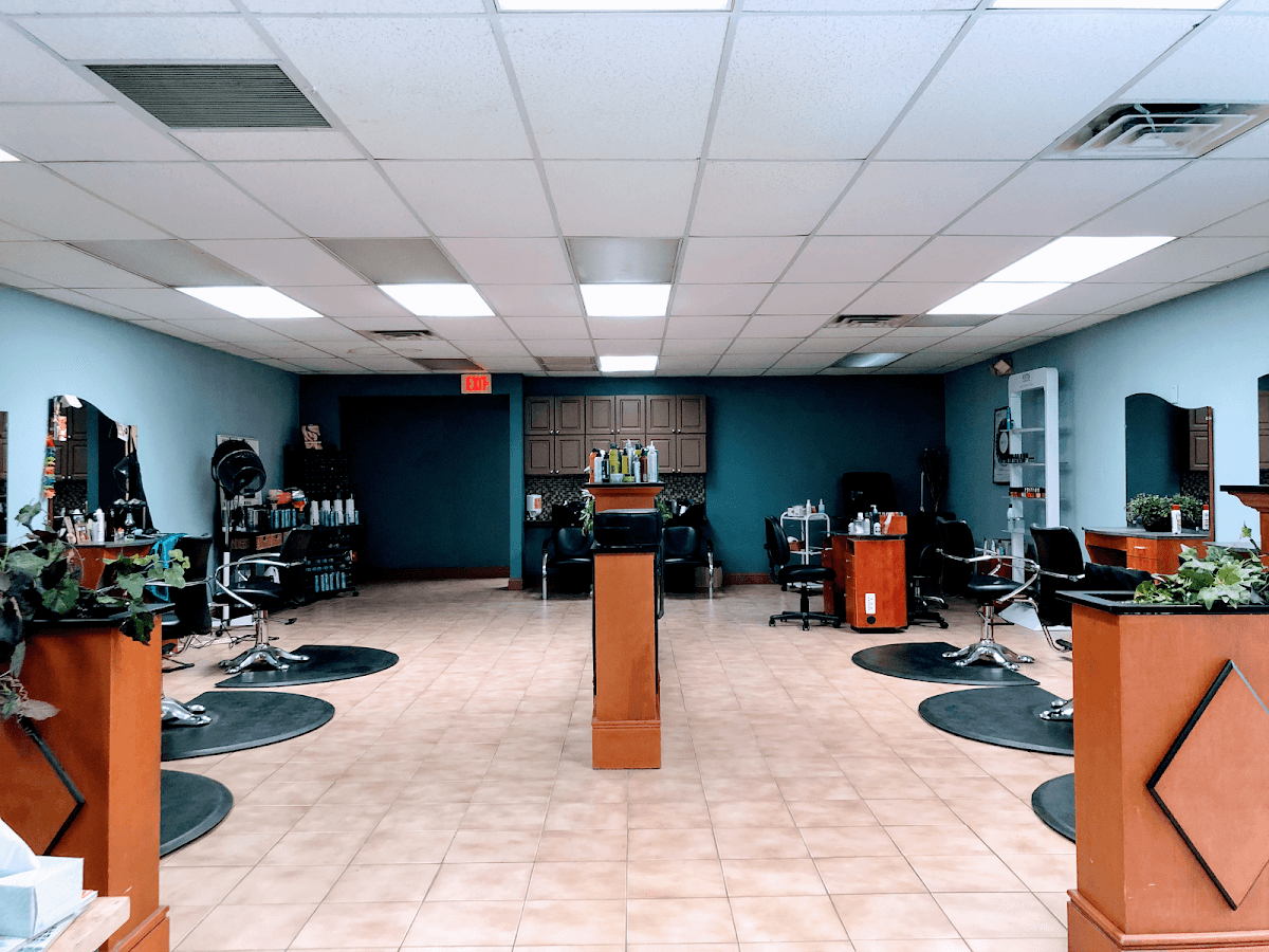Just 4 You Hair Salon & Spa — foto