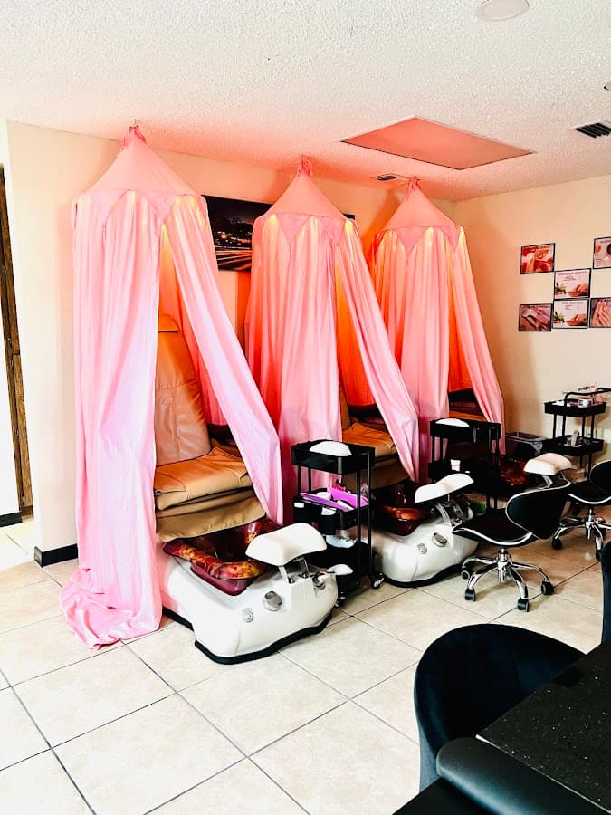 ULTRA KERATIN BEAUTY SALON — foto