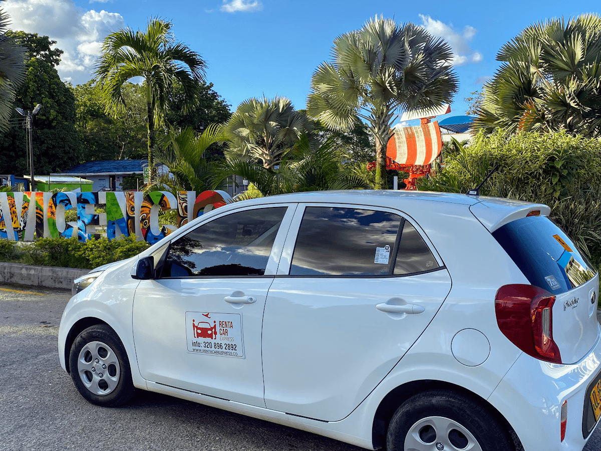 Alquilerdecarros en villavicencio — foto