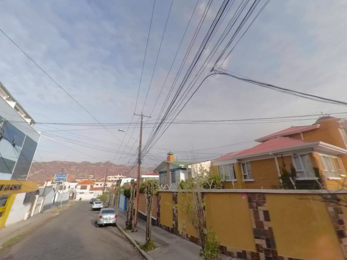 Hertz Bolivia — foto