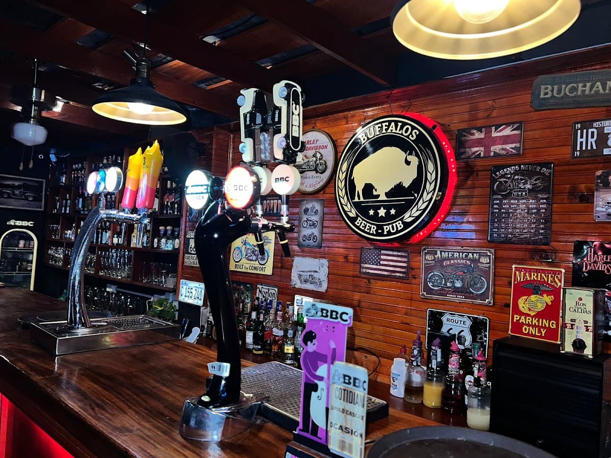 BUFFALOS BEER PUB