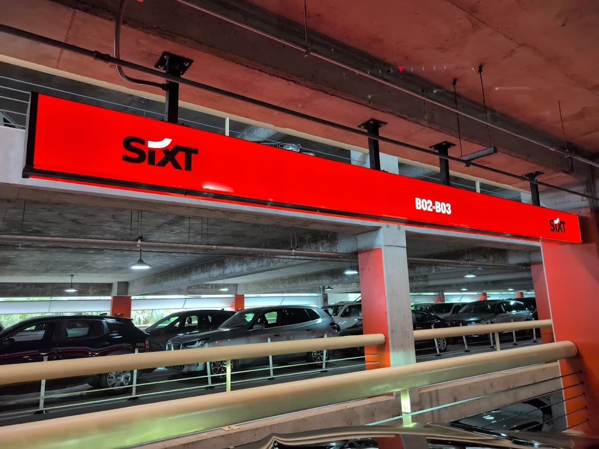 SIXT Car Rental - Orlando International Airport (MCO) — foto