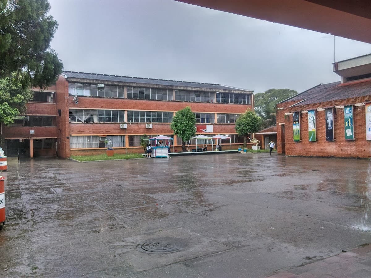 Institucion Educativa INEM Luis Lopez de Mesa