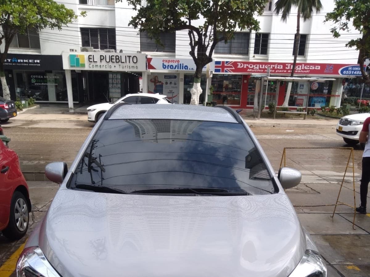 ALQUILAME ALQUILER DE CARROS EN CARTAGENA — foto