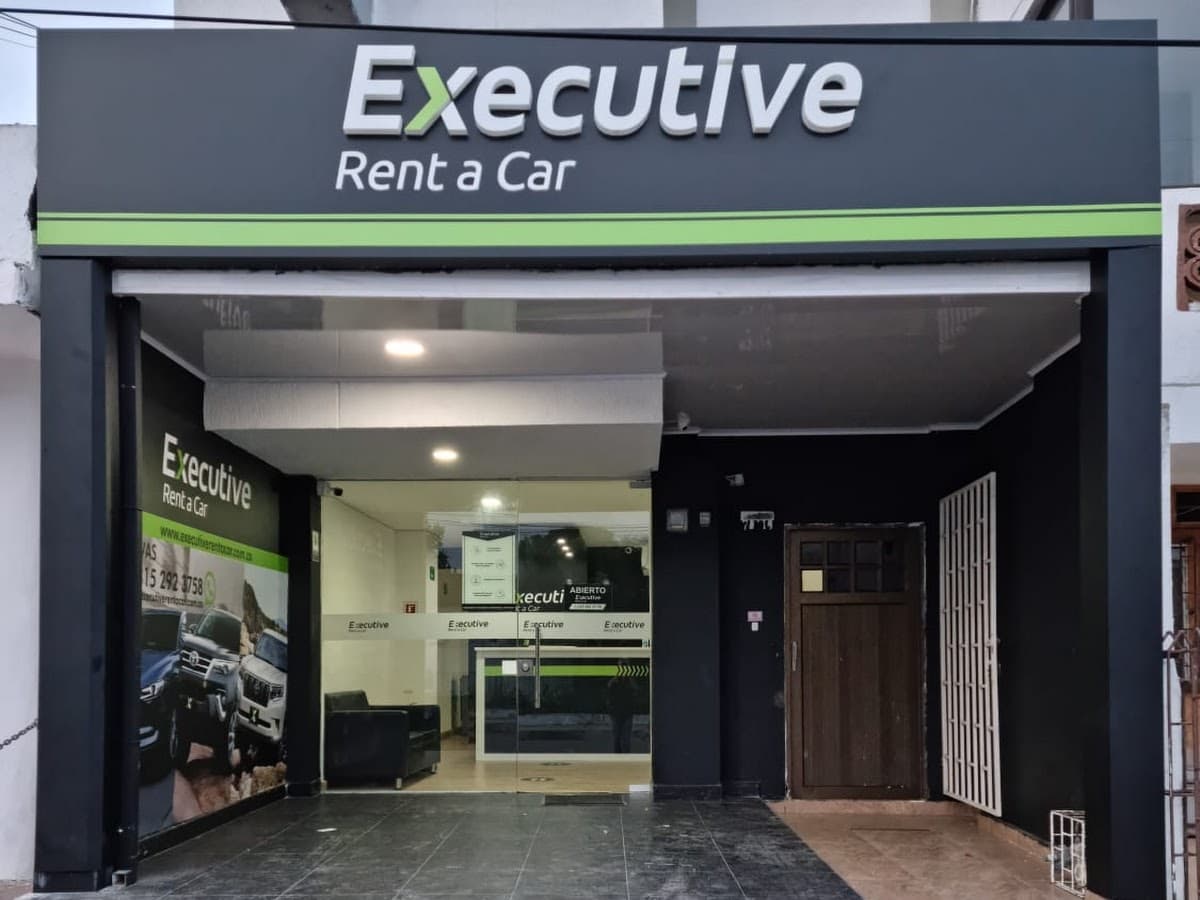 ALQUILAME ALQUILER DE CARROS EN CARTAGENA — foto