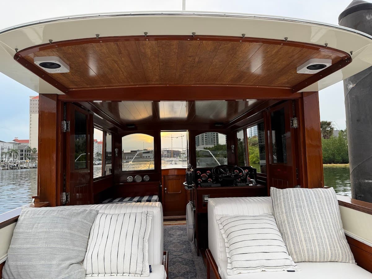 Tampa Water Limo