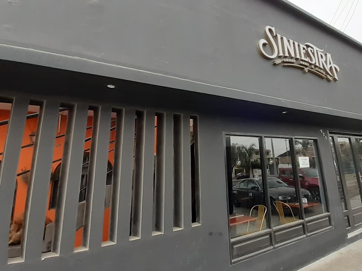 Siniestra Bar